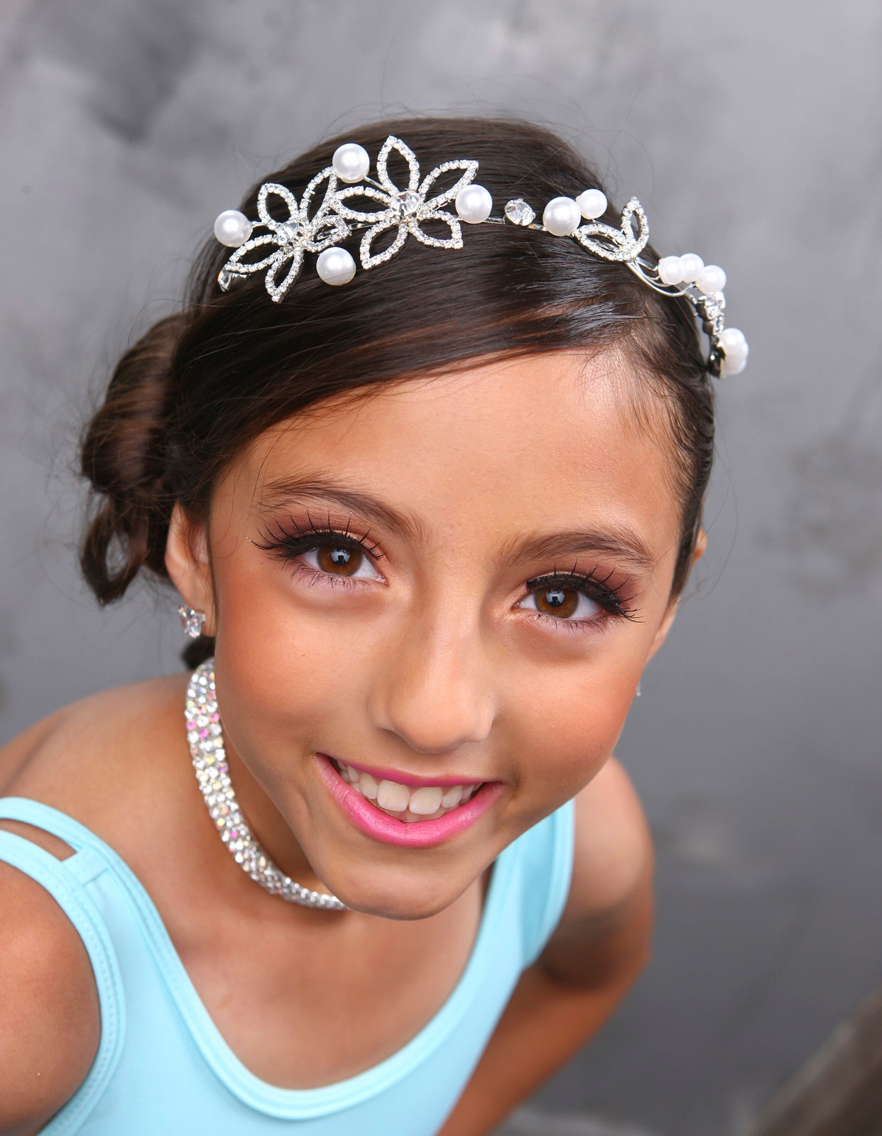 AZ0026-1 3 Row AB Stretch Choker (Child size)