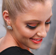 Load image into Gallery viewer, FL0020 Silver Glitter Band Lashes (Eyelashes with Glue)