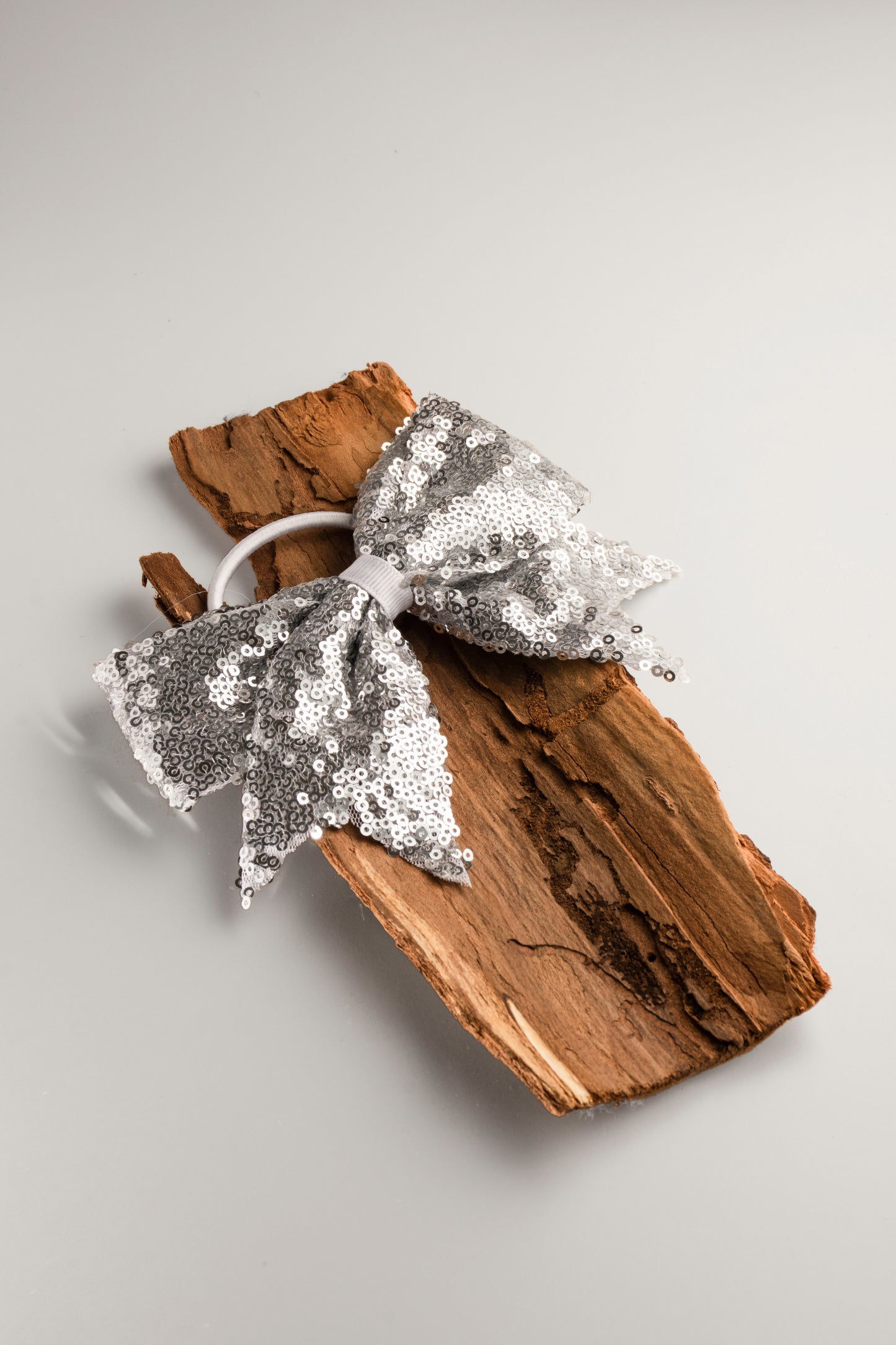 PT0083 Silver Sparkle Bow Hair Tie