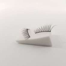 Load image into Gallery viewer, SO   Children Size Competition Lashes    (2 Pairs with Glue)

