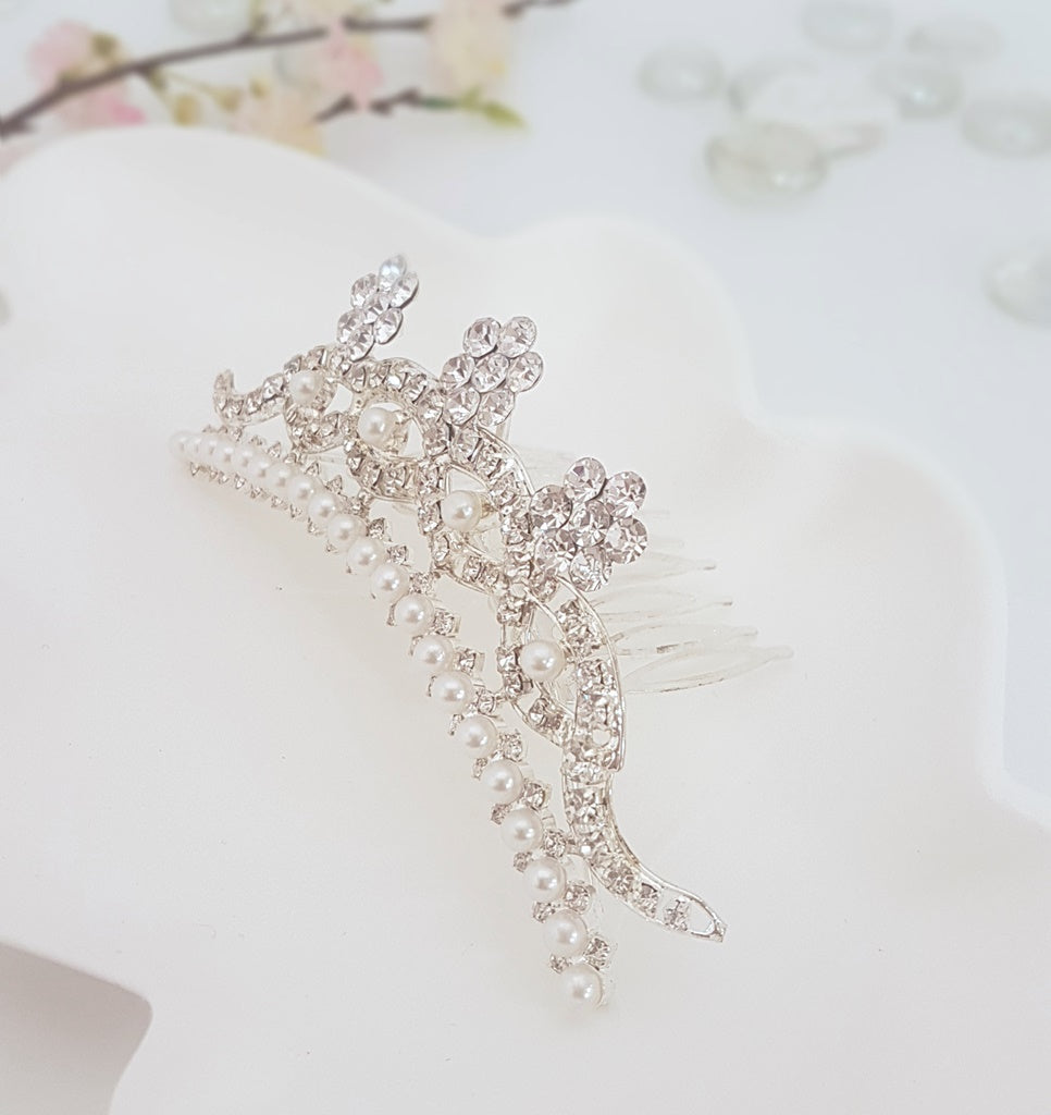 TR0190 Crystal and Pearl Flower Tiara