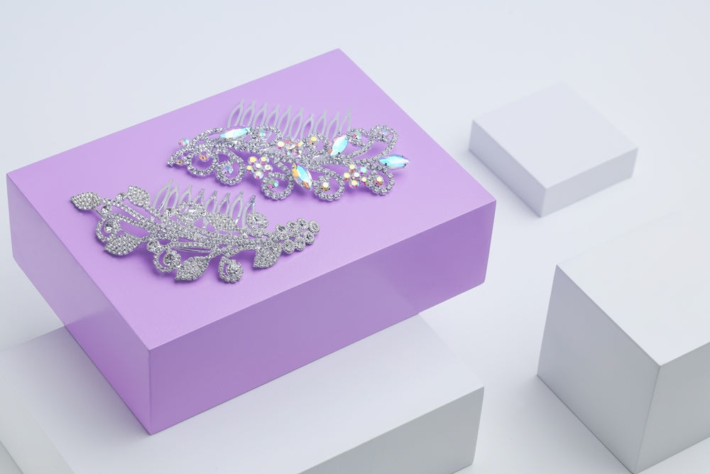 CO0308 4.5" x 2.5″ Rhinestone Hair Comb
