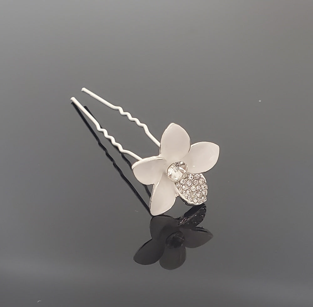 HP0104 White Flower Hair Pin - Price for 5 pcs with Jewelry Box