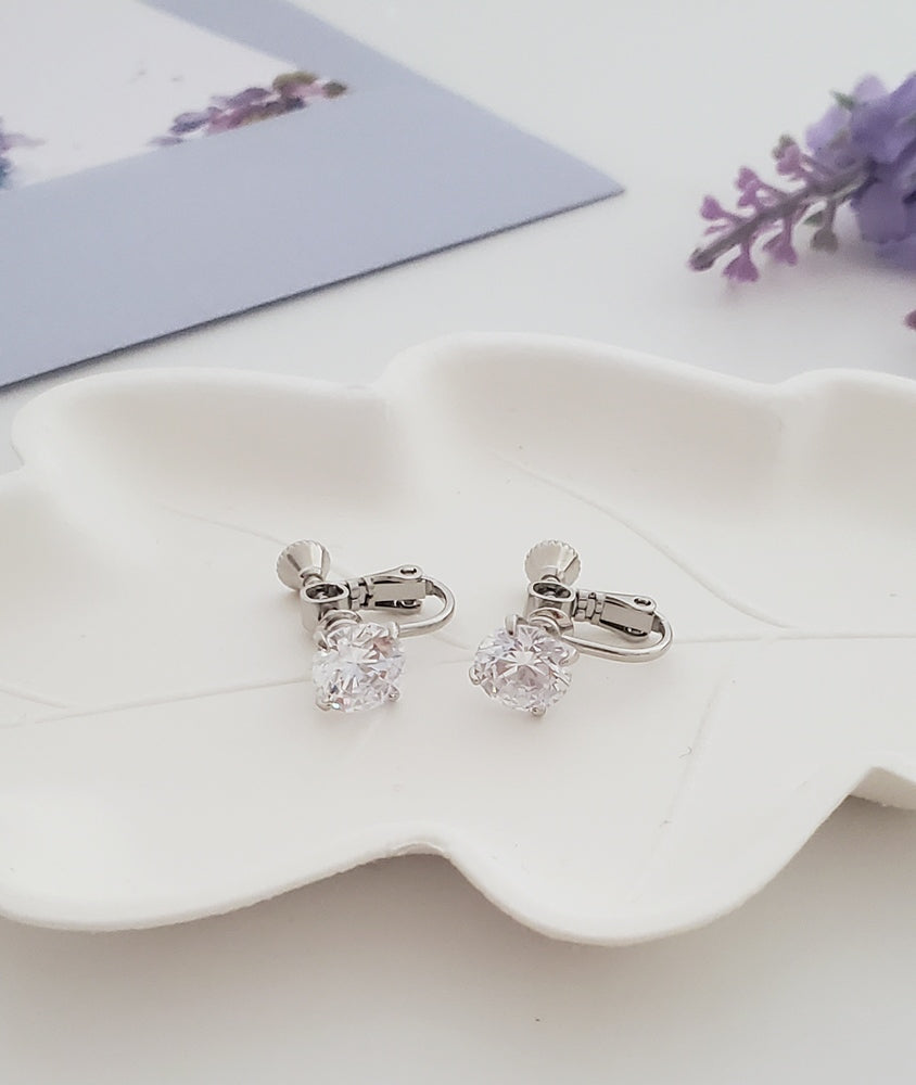 AZ0016-1 8mm CZ Clip-On Stud Earrings by FH2 Kids Collection