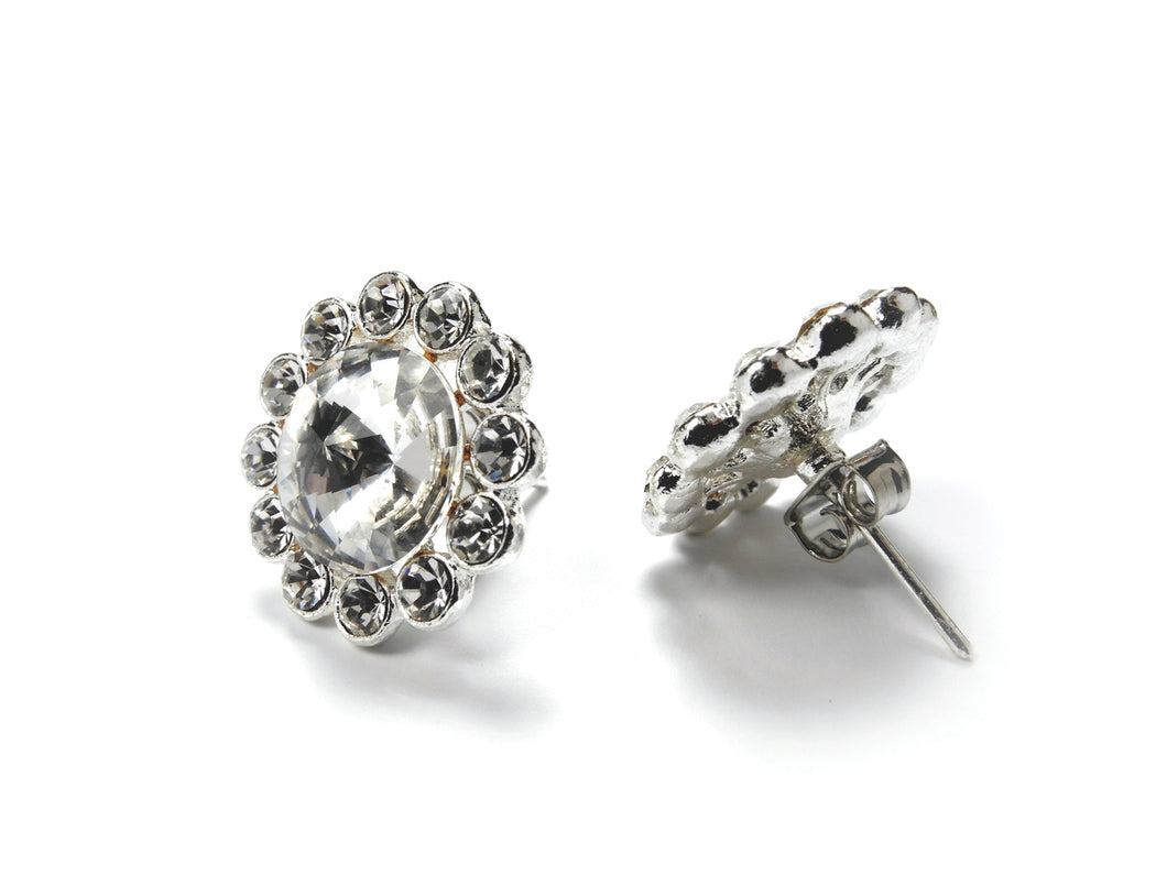 AZ0049  19mm Crystal Flower Stud Earrings (Pierced)