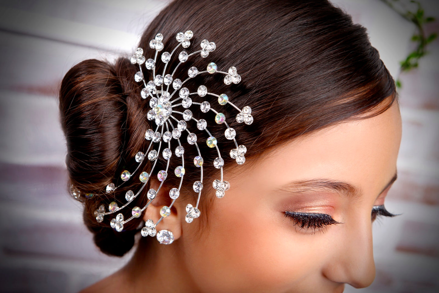 CO0010 Crystal & AB Swirl Hair Comb