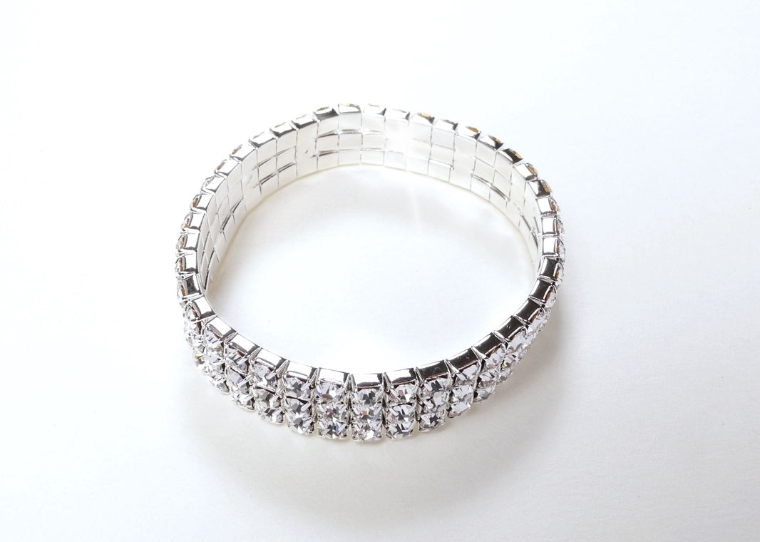 BR0030 3-Row Crystal Stretch Bracelet (Adult)