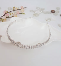 Load image into Gallery viewer, HB0301 Rhinestone Head Band
