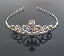 Load image into Gallery viewer, TR0609 Large Crystal Tiara with AB Accent
